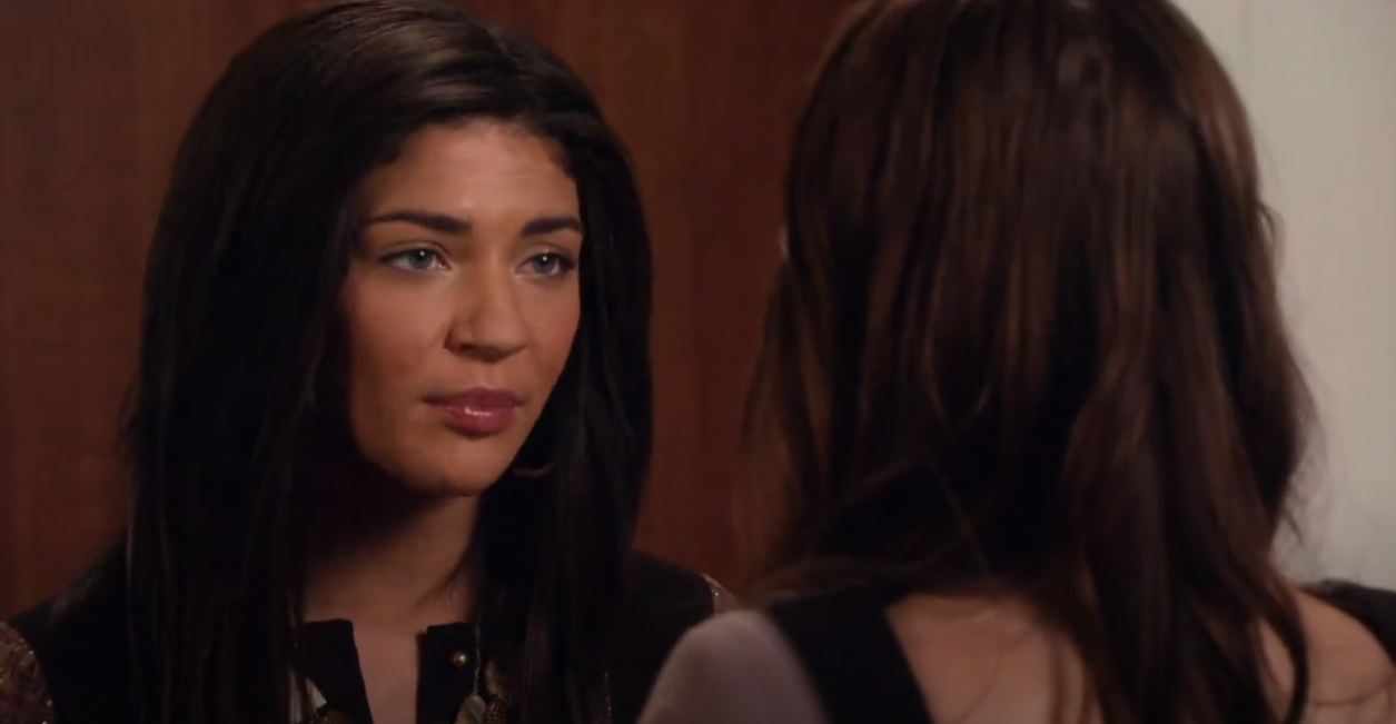 Vanessa Abrams: The Most Hated Character in Season 3 of Gossip Girl?